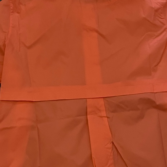 Brand new youth XL wind breaker. Size XL 18/20 - Picture 5 of 6